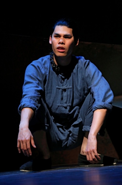 Photo Flash: First Look at Signature Theatre's THE DANCE AND THE RAILROAD Image