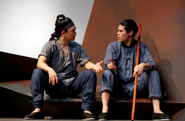 Photo Flash: First Look at Signature Theatre's THE DANCE AND THE RAILROAD Image