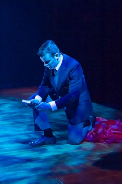 Photo Flash: First Look at Alex Mills, Jefferson Farber and More in SHAKESPEARE'S R&J at Signature Theatre Image