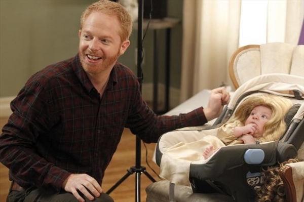 Photo Flash: MODERN FAMILY's 'Bad Hair Day' Image