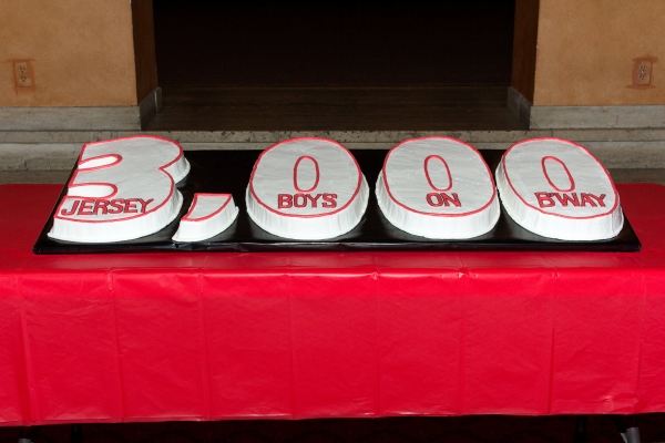 Photo Coverage: JERSEY BOYS Celebrates 3000th Performance! Image