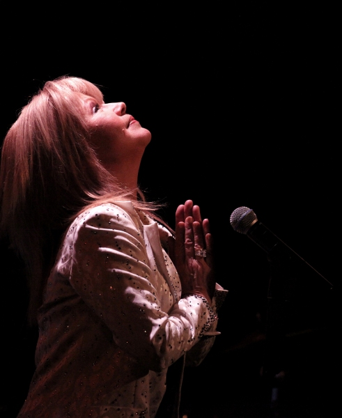 Exclusive Photo Coverage: Pia Zadora Plays Metropolitan Room Image