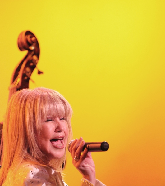 Exclusive Photo Coverage: Pia Zadora Plays Metropolitan Room Image