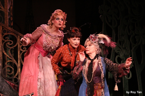 Photo Flash: New Shots of Betty Buckley and More in West End's DEAR WORLD Image