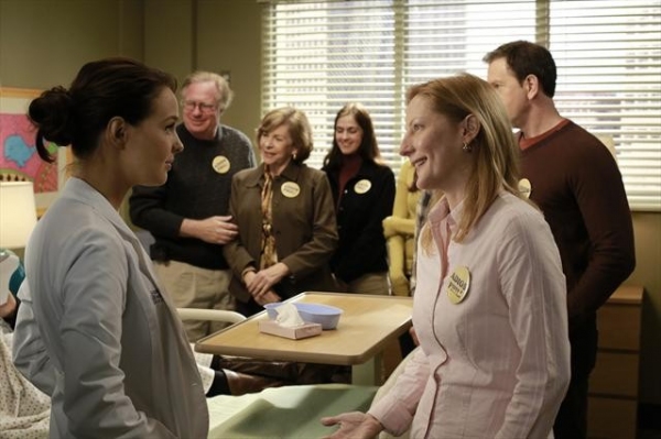 Photo Flash: GREY'S ANATOMY's 'This is Why We Fight' Image