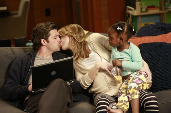Photo Flash: GREY'S ANATOMY's 'This is Why We Fight' Image