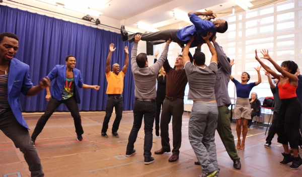Photo Coverage: MOTOWN Cast Gives Performance Preview! Image