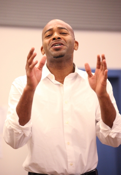 Photo Coverage: MOTOWN Cast Gives Performance Preview! Image