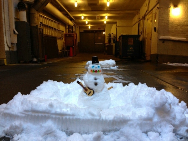 Photo Flash: Saturday Intermission Pics, Feb 9 - Broadway Snowman, ANNIE's Entourage, HAIR Does MOTOWN and More! Image