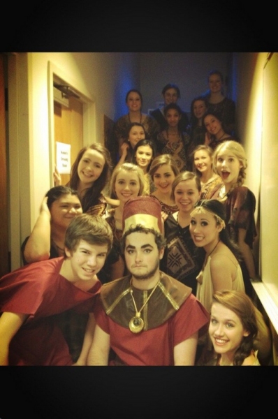 Photo Flash: Saturday Intermission Pics, Feb 9 - Broadway Snowman, ANNIE's Entourage, HAIR Does MOTOWN and More! Image