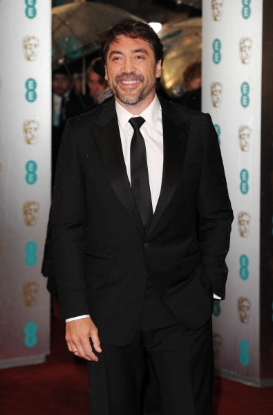 Photo Coverage: More From The BAFTA Red Carpet - Clooney, Affleck, Barks And More! Image