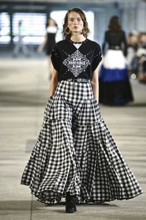 Photo Coverage: Alexis Mabille S/S 2013 Collection Preview Image