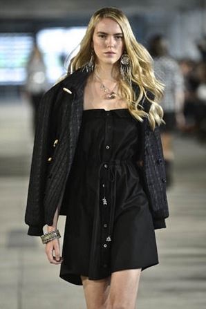 Photo Coverage: Alexis Mabille S/S 2013 Collection Preview Image