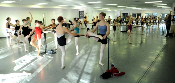 Photo Flash: Alabama Dance Academy and Stage Door Designs Host Young BILLY ELLIOT Dancers Image