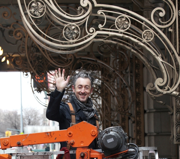 Photo Coverage:  Alan Cumming Helps Install MACBETH Marquee Image