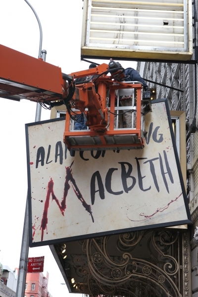 Photo Coverage:  Alan Cumming Helps Install MACBETH Marquee Image