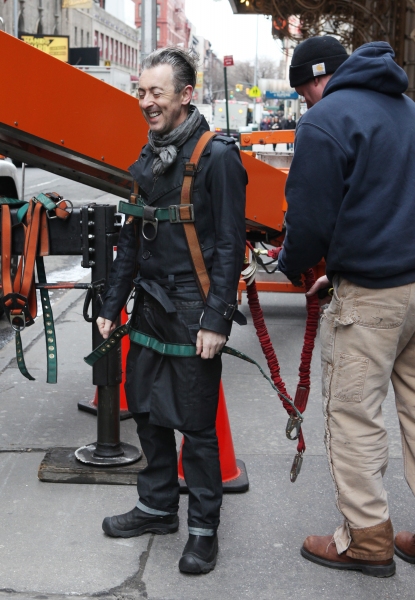 Photo Coverage:  Alan Cumming Helps Install MACBETH Marquee Image