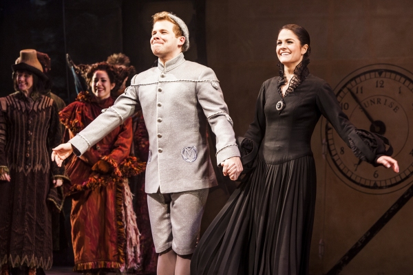 Photo Coverage: Willemijn Verkaik Takes First Bow as WICKED's 'Elphaba' Image