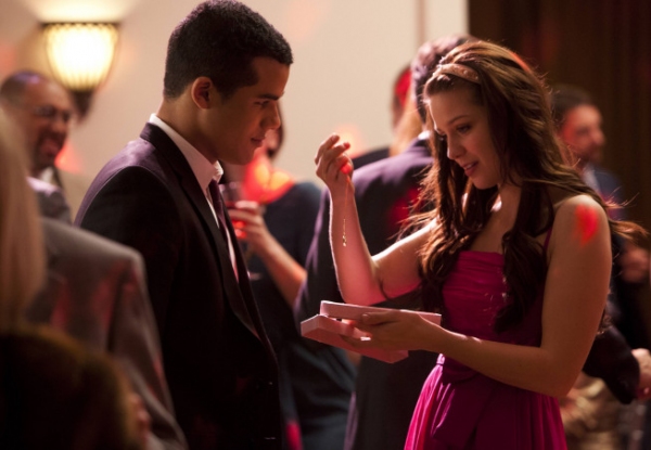 Photo Flash: First Look at GLEE's 'I Do' Episode! Image