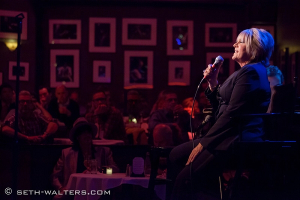 Photo Flash: Liza Minnelli and Barry Manilow Cheer Lorna Luft at Birdland Image