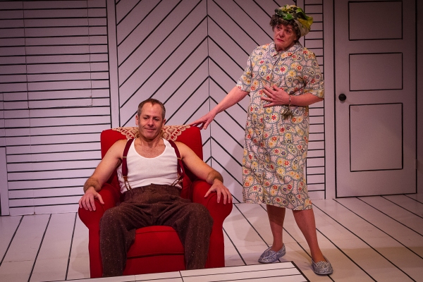 Photo Flash: First Look at Val Landrum, Vana O'Brien and More in RED HERRING Image