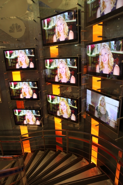 Photo Coverage: Megan Hilty, Marc Shaiman & Scott Wittman Sign 'Bombshell' Albums Image