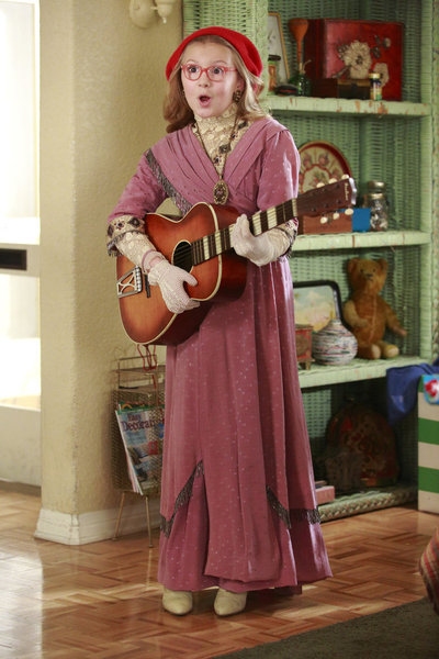 Photo Flash: First Look - 'Dog Children' Episode of NBC's THE NEW NORMAL Image