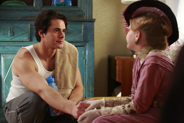 Photo Flash: First Look - 'Dog Children' Episode of NBC's THE NEW NORMAL Image