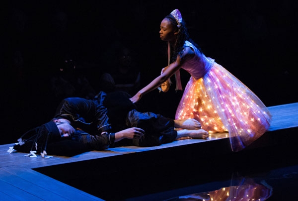 Photo Flash: First Look at Raymond Fox, Doug Hara and More in Arena Stage's METAMORPHOSES Image