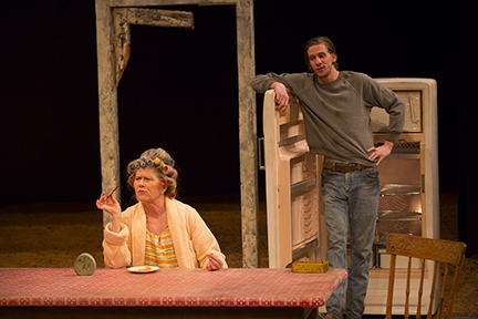 Photo Flash: First Look at Judith Ivey and More in Long Wharf Theatre's CURSE OF THE STARVING CLASS Image