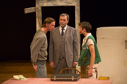 Photo Flash: First Look at Judith Ivey and More in Long Wharf Theatre's CURSE OF THE STARVING CLASS Image