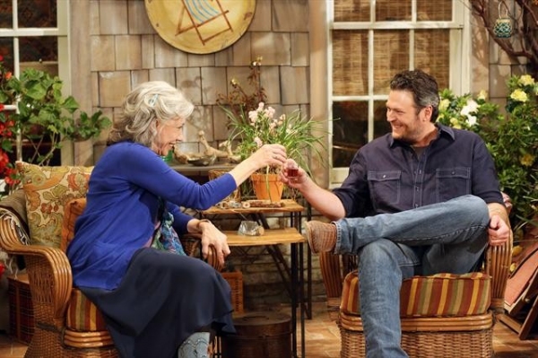 Photo Flash: First Look at Blake Shelton on MALIBU COUNTRY Image