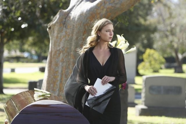 Photo Flash: REVENGE's 'Retribution,' Airing 3/10 Image