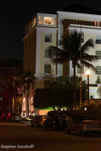 Photo Coverage: Nicolas King Plays Royal Room at Colony Hotel Image