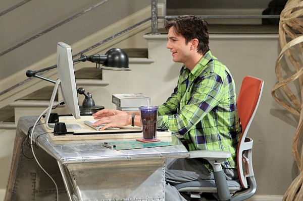 Photo Flash: TWO AND A HALF MEN's 'The 9:04 from Pemberton,' Airing 3/7 Image