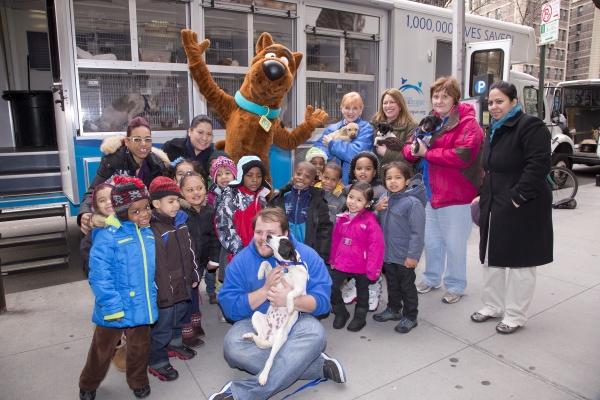 Photo Flash: Scooby Doo Joins with Garden of Dreams Foundation to Help Save Pets 