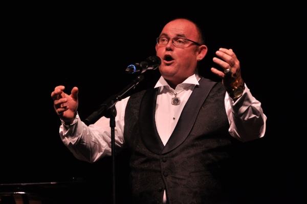 Photo Coverage: Ronan Tynan Plays Patchogue Theatre Image