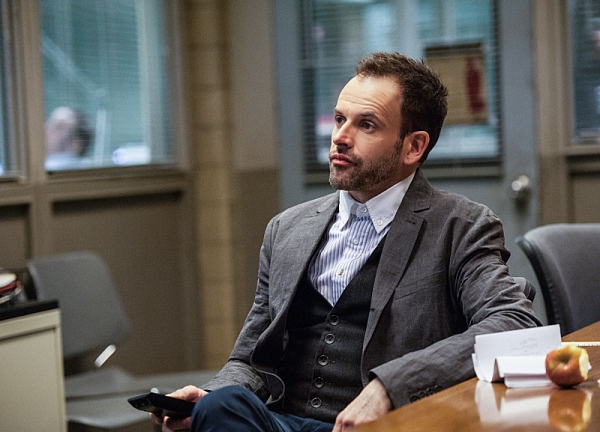 Photo Flash: First Look - ELEMENTARY's 'Deja Vu All Over Again,' Airing 3/14 Image