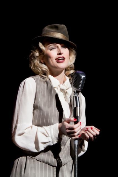 Photo Flash: First Look at Frances Ruffelle and More in West End's PIAF 