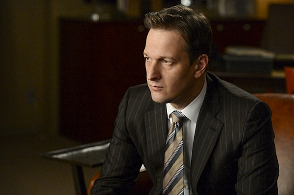 Photo Flash: THE GOOD WIFE's 'Invitation to an Inquest,' Airing 3/17 Image