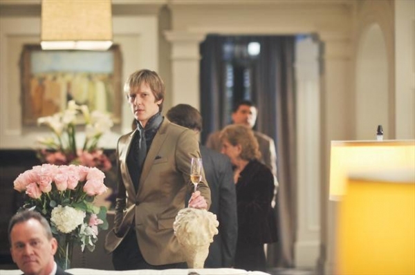 Photo Flash: First Look - REVENGE's 'Illumination,' Airing 3/17 Image