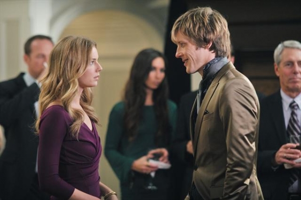 Photo Flash: First Look - REVENGE's 'Illumination,' Airing 3/17 Image