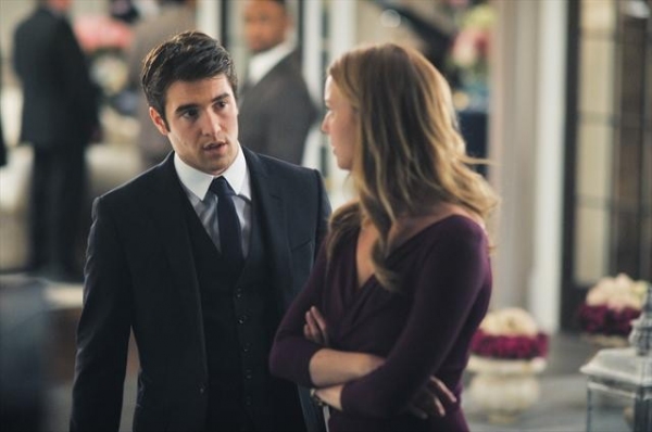 Photo Flash: First Look - REVENGE's 'Illumination,' Airing 3/17 Image