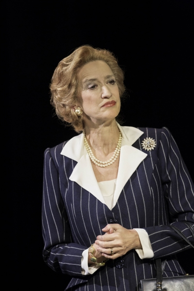 Photo Flash: Back as The Queen! First Look at Helen Mirren, Michael Elwyn and More in THE AUDIENCE Image