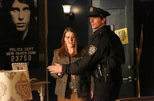 Photo Flash: First Look - CASTLE's 'Scared to Death,' Airing 3/18 