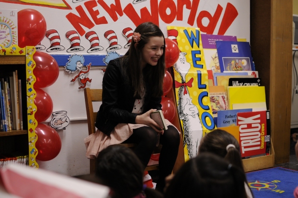 Photo Flash: Voice of DORA THE EXPLORER Fatima Ptacek Reads for SAG's BookPALS Program Image