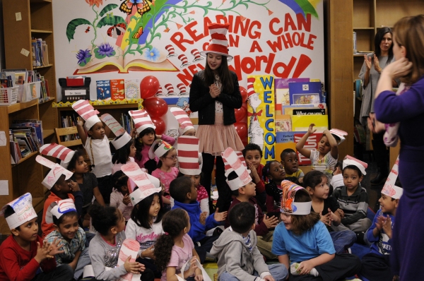 Photo Flash: Voice of DORA THE EXPLORER Fatima Ptacek Reads for SAG's BookPALS Program Image