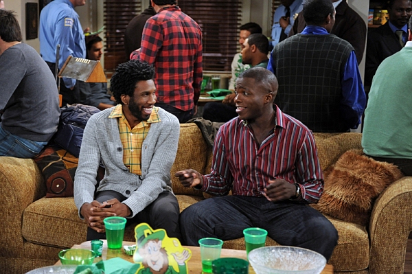 Photo Flash: First Look - MIKE & MOLLY's 'St. Patrick's Day,' Airing 3/18 Image