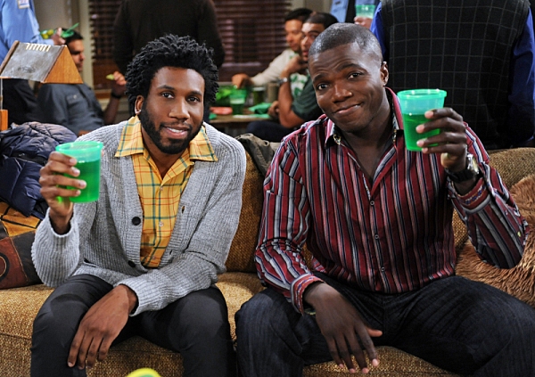 Photo Flash: First Look - MIKE & MOLLY's 'St. Patrick's Day,' Airing 3/18 Image