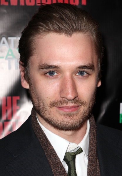 Seth Numrich Photo